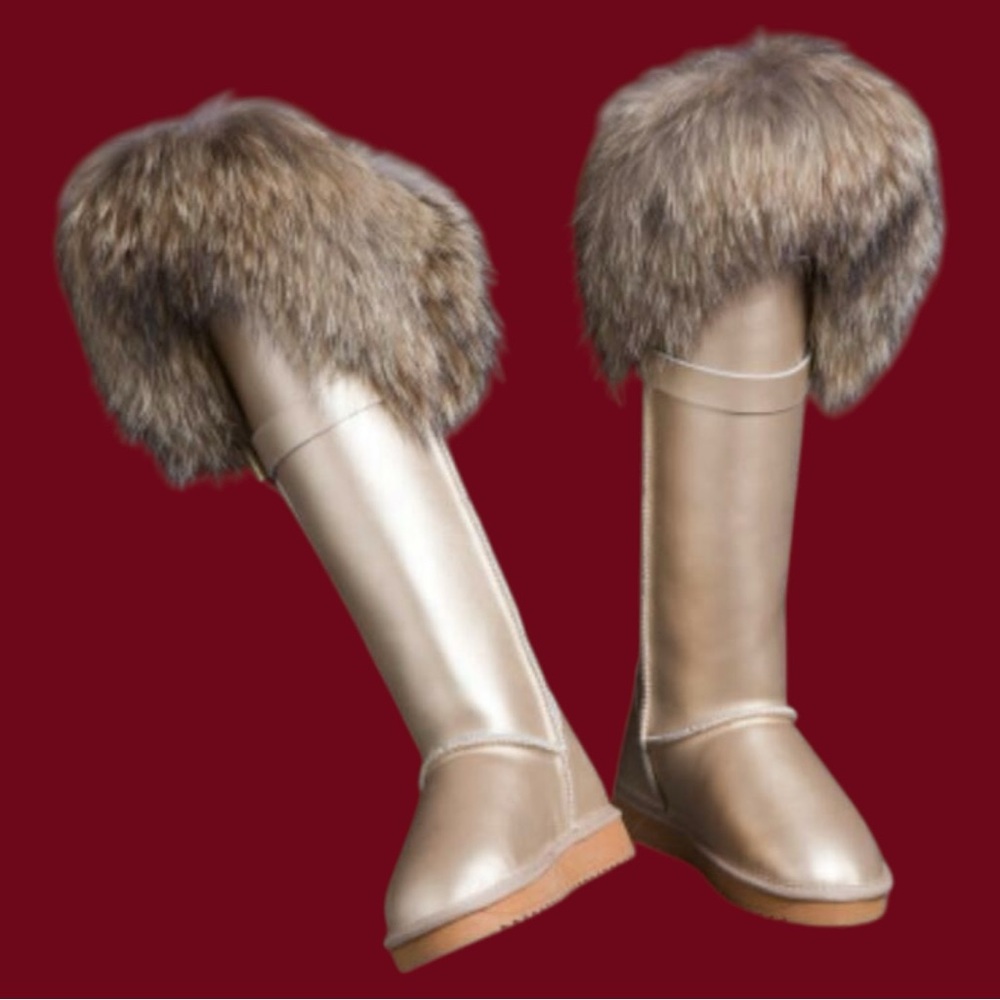 Elegant Fur-Trimmed Over the Knee Gold Boots - Picture 2 of 2